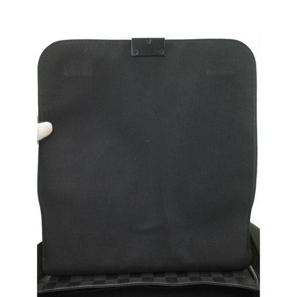 Louis Vuitton Bag Graphite District Damier Shoulder MM Black - Picture 5 of 8